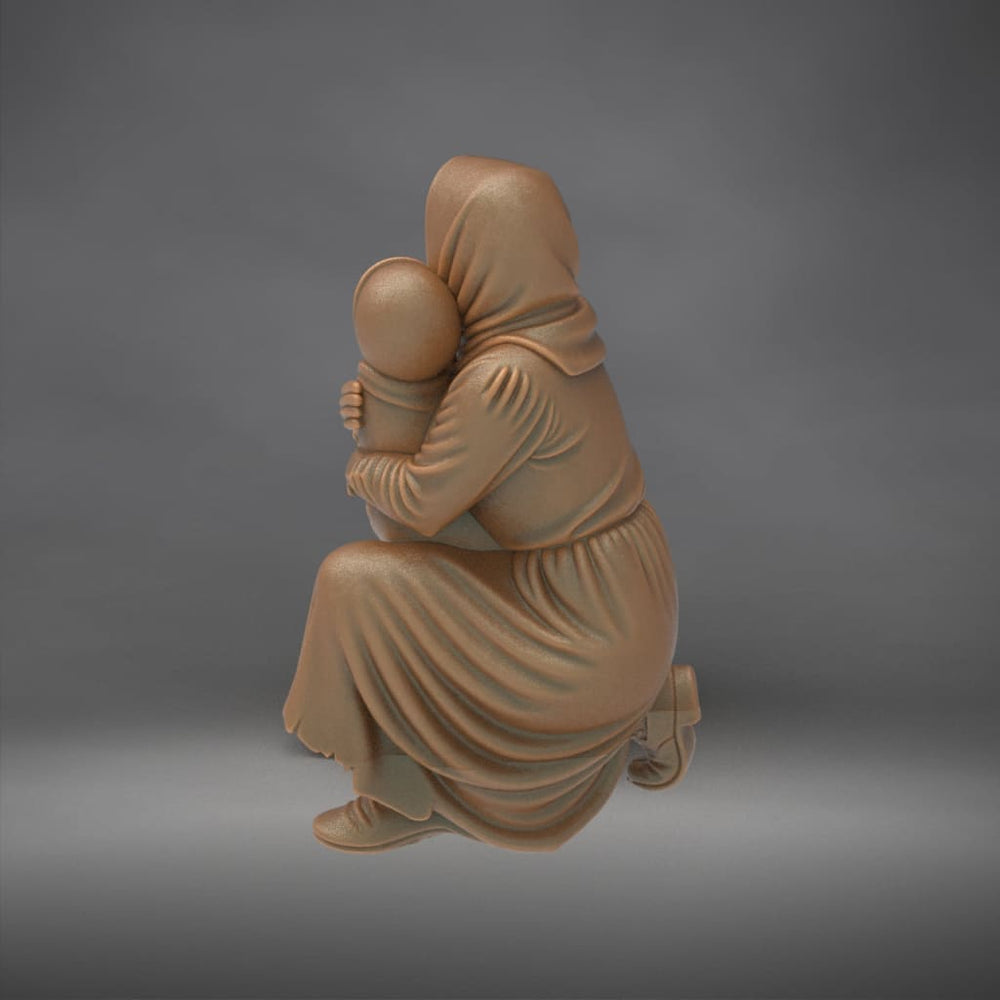 MM4361 WW2-Frightened Mother and Child Figure