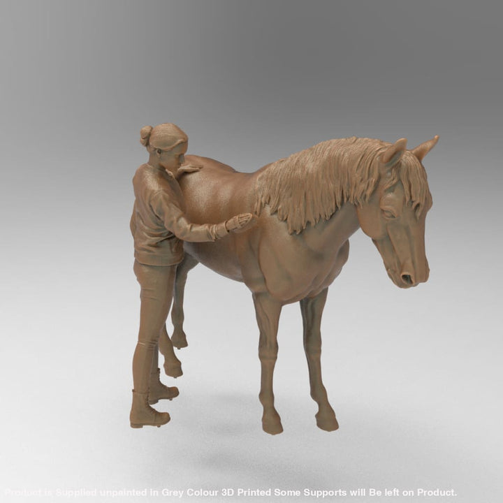MM4362 Girl Grooming Horse Figure