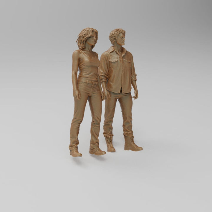 MM4377 Young Couple Figure
