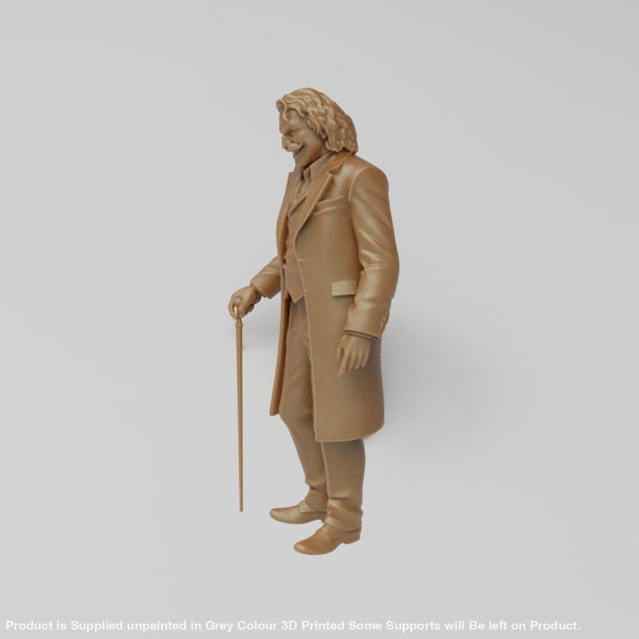 MM4383 The Joker Figure