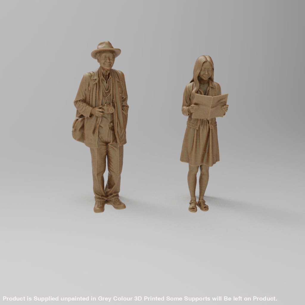 MM4408 Two Chinese Tourists Figure