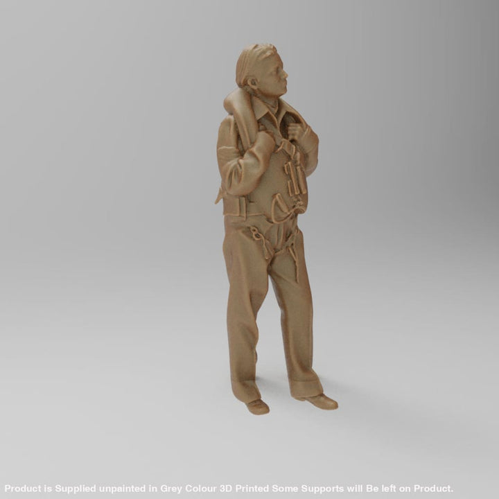 MM4409 Female WW2 Pilot 2 Figure