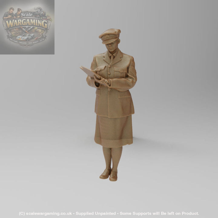 MM4411 Female WW2 RAF Seargent Figure