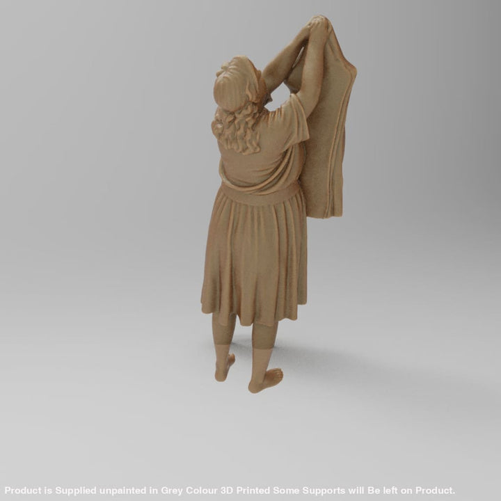 MM4420 Female hanging Washing Figure