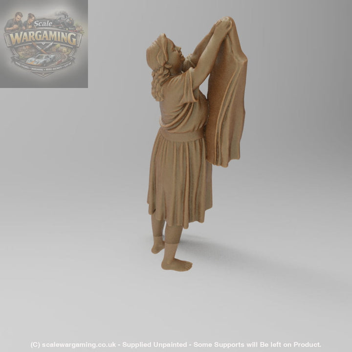 MM4420 Female hanging Washing Figure