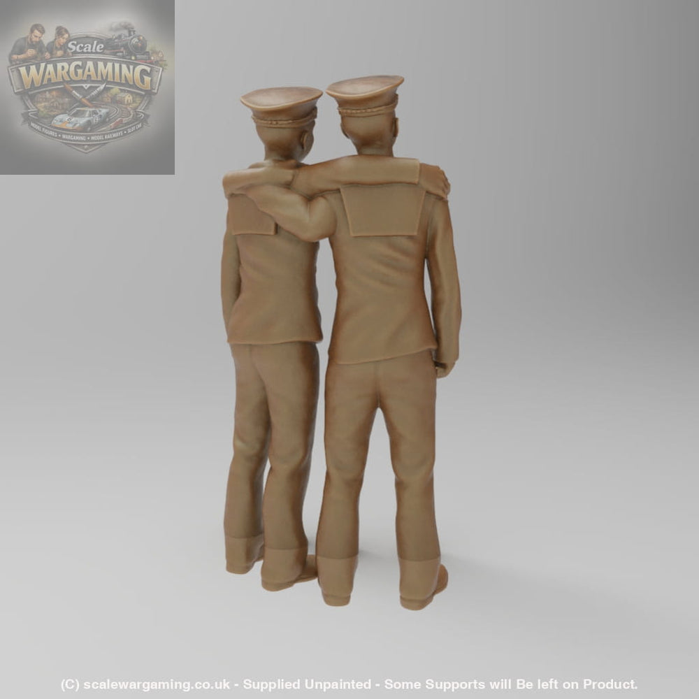 MM4422 Two Sailors Figure