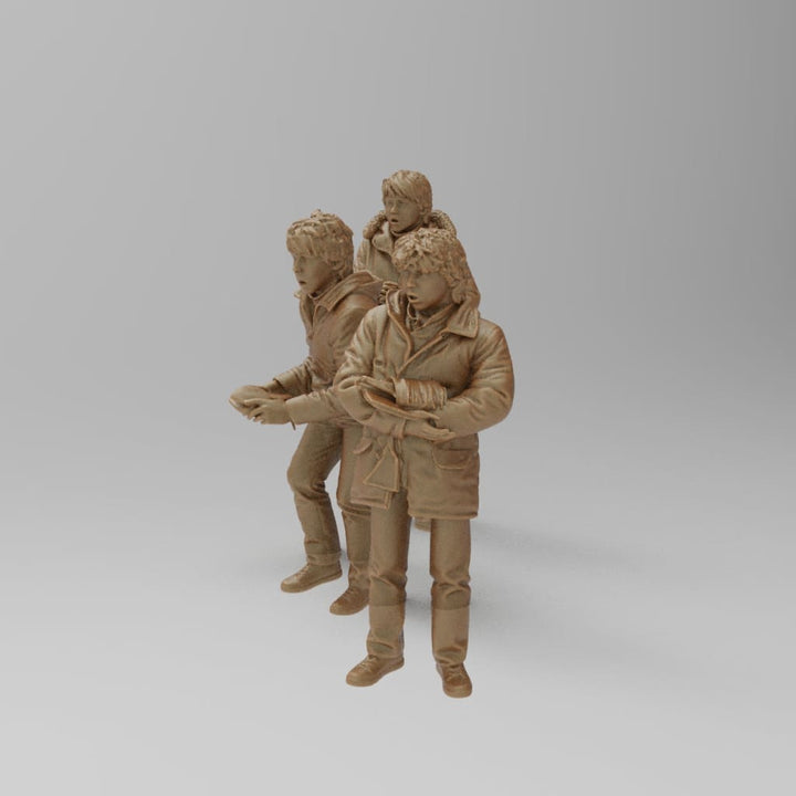 MM4431 Boys trainspotting Figure