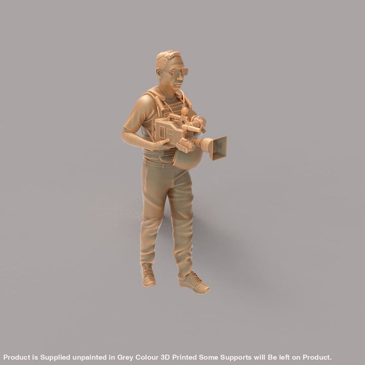 MM486 War Camera Man in Body Armor Figure