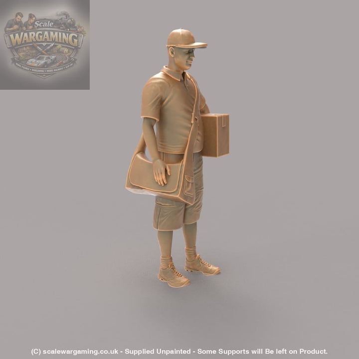 MM488 Modern Postman Delivery courier in shorts Figure
