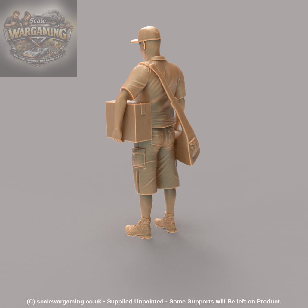 MM488 Modern Postman Delivery courier in shorts Figure