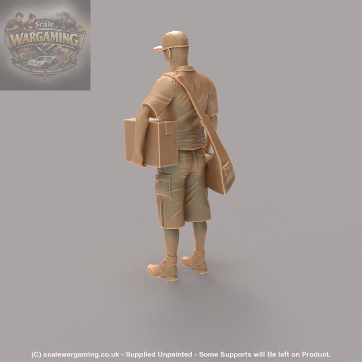 MM488 Modern Postman Delivery courier in shorts Figure