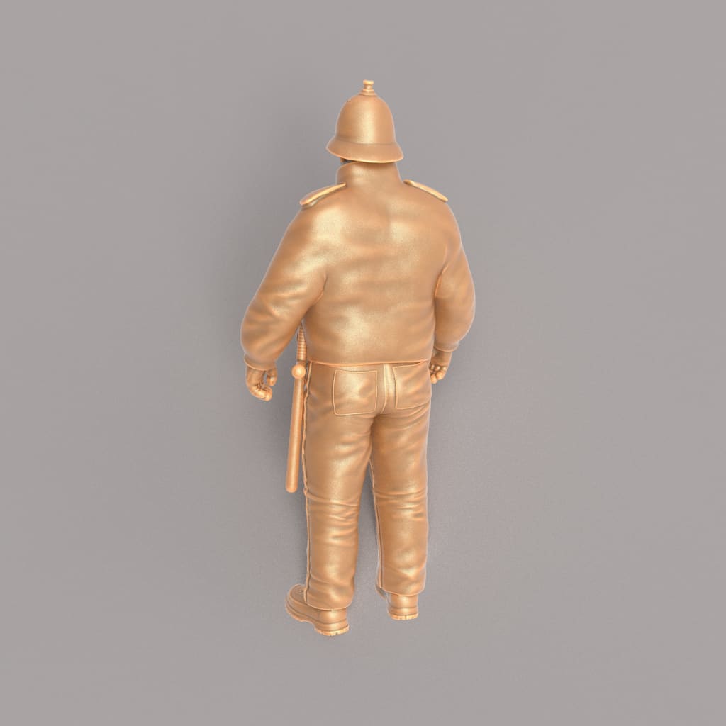 MM593 Police Officer Tall Helmet Figure