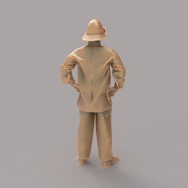 MM945 Fisherman hands on Hips Figure