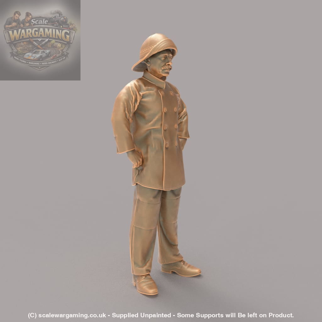 MM945 Fisherman hands on Hips Figure