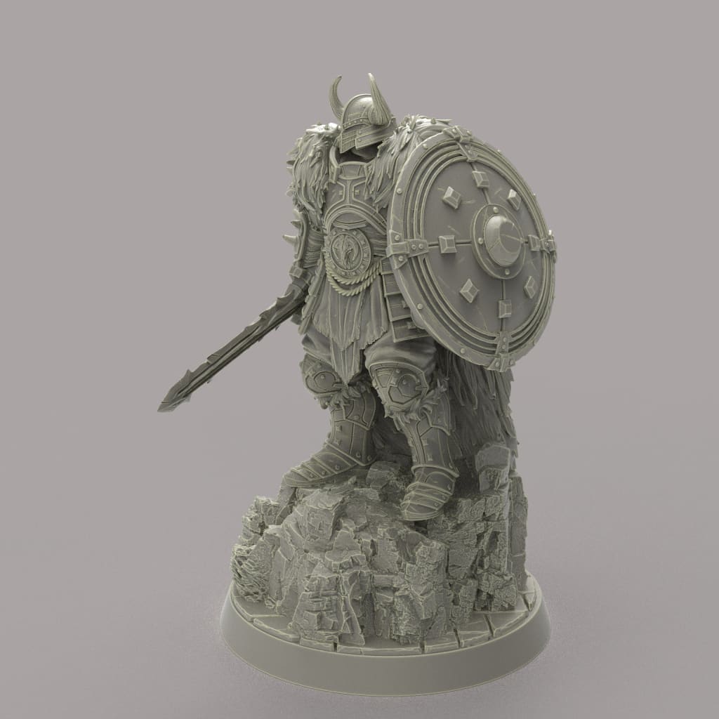 RM003 Unchained Immortals 32mm Base / War Chief Fantasy Figure