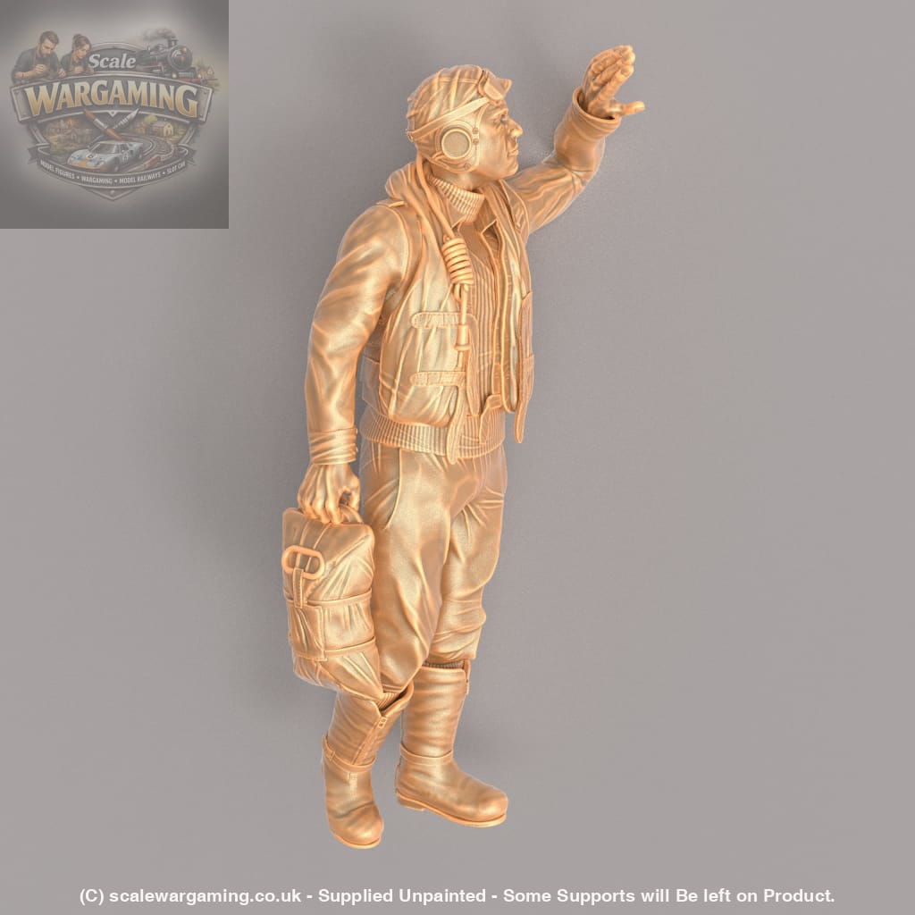 MM090 British WW11 Pilot Looking to the Sky Figure