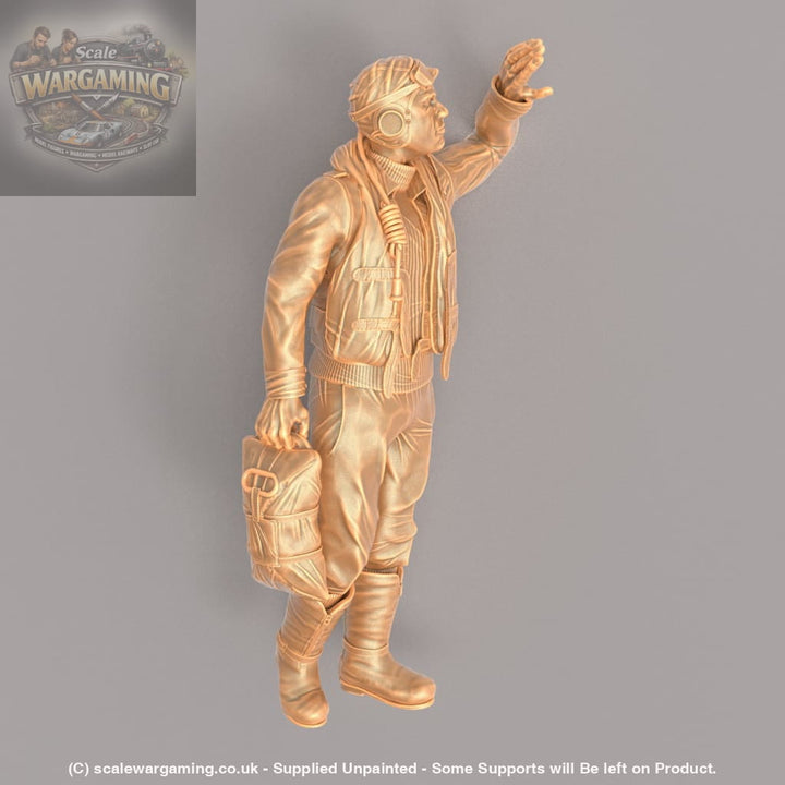 MM090 British WW11 Pilot Looking to the Sky Figure