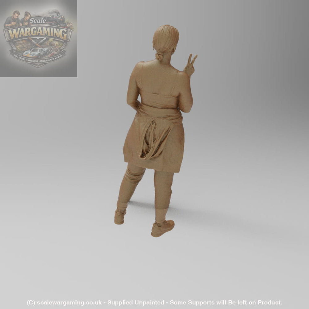 SW1143 Girl in T Shirt - Peace Fingers - Figure