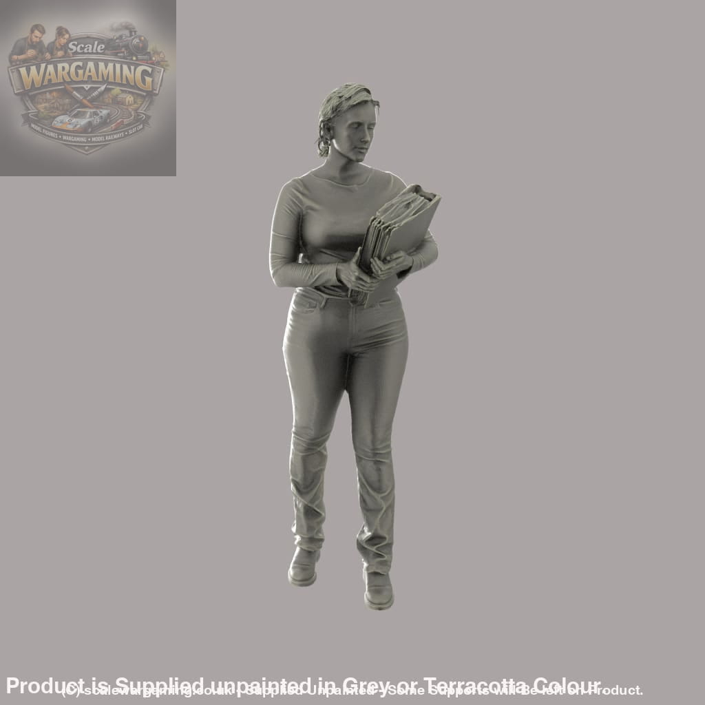 MM1147 Office girl with files Figure
