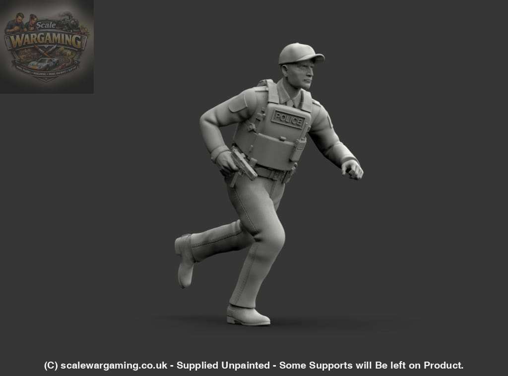 MM1221 Policeman Running Figure
