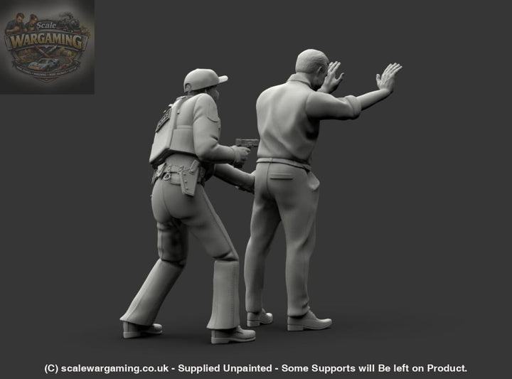 MM1225 Policeman Patting Down Armed Suspect Figure