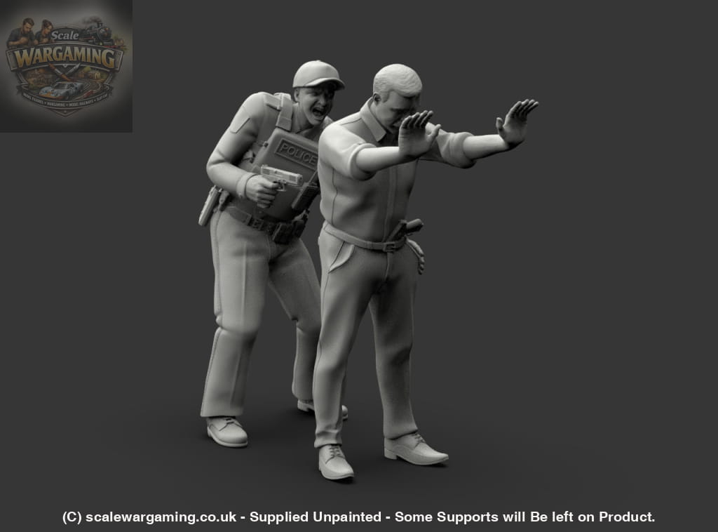 MM1225 Policeman Patting Down Armed Suspect Figure