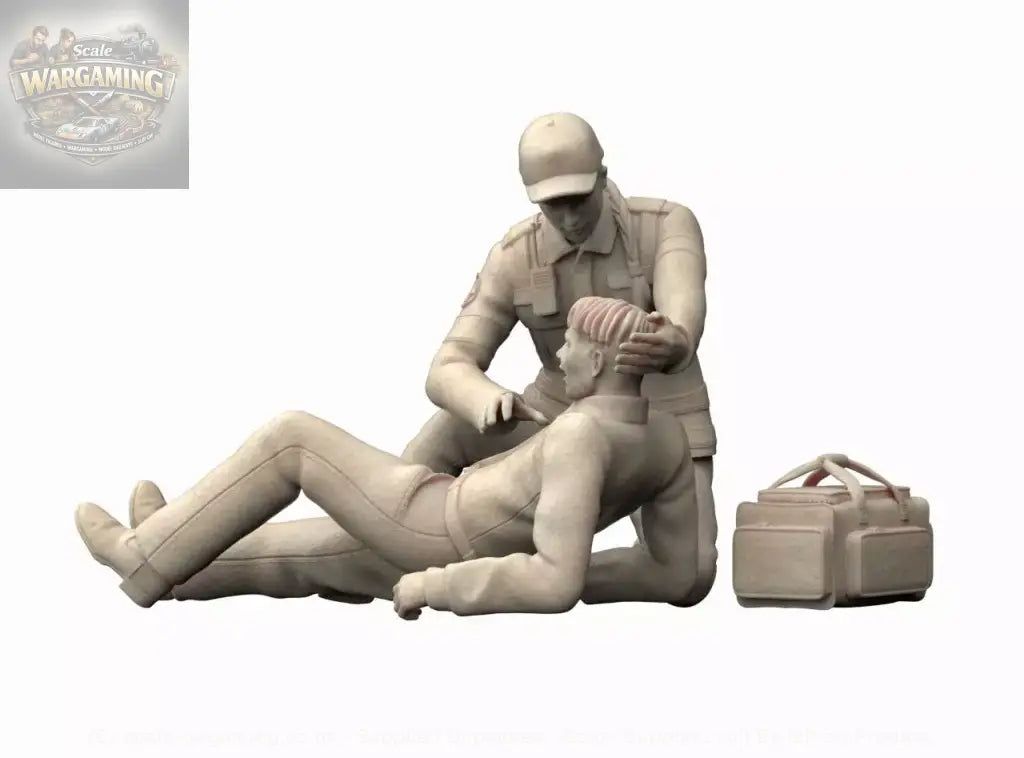 MM1306 Ambulance Crew and Casualty Figure