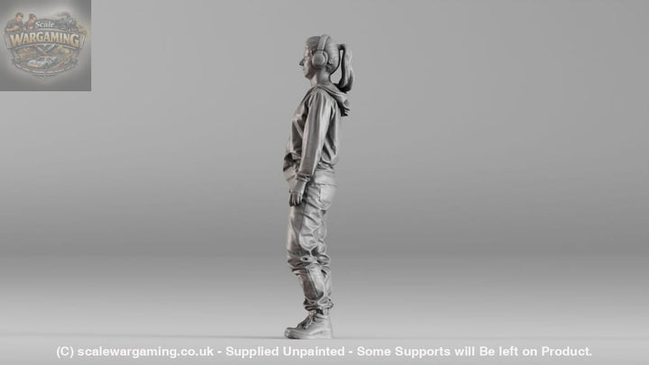 SW1348 Female Teenager wearing Headphones and Hoodie - Figure