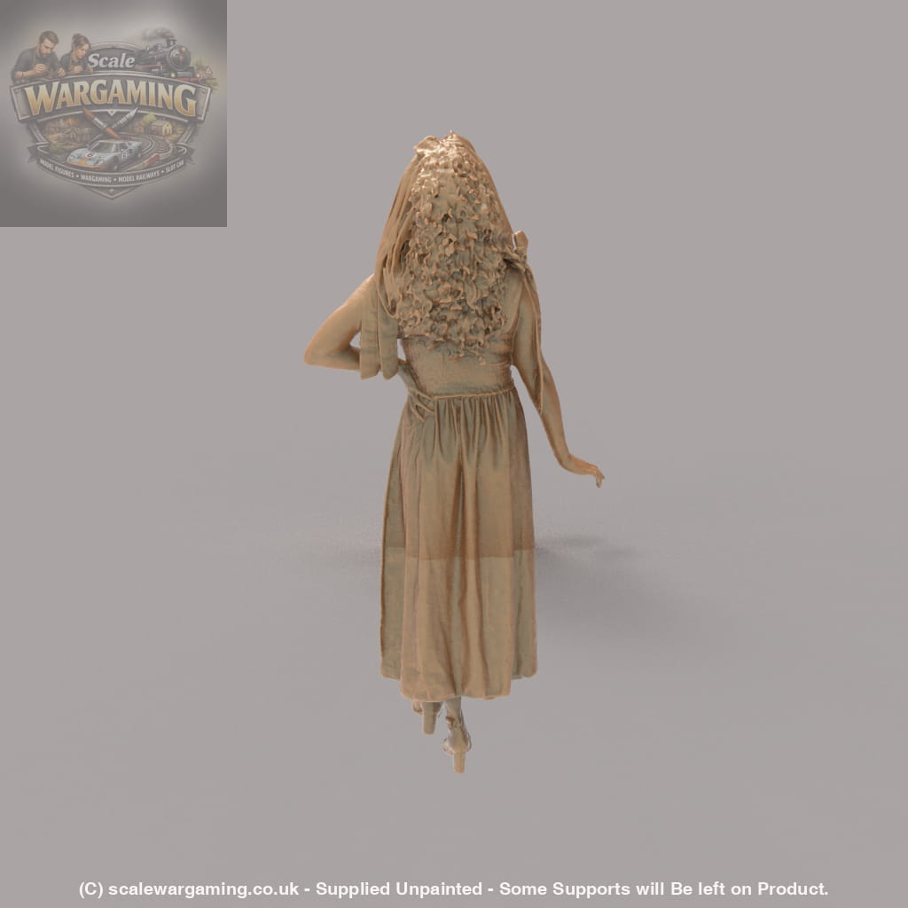 MM1399 Female in long dress Figure
