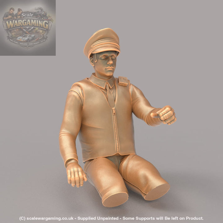 MM173 Male Traffic Police Driver Legs Cut Figure
