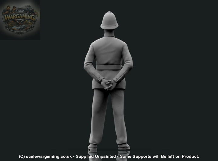 MM2027 1900-1950 Policeman Standing Figure