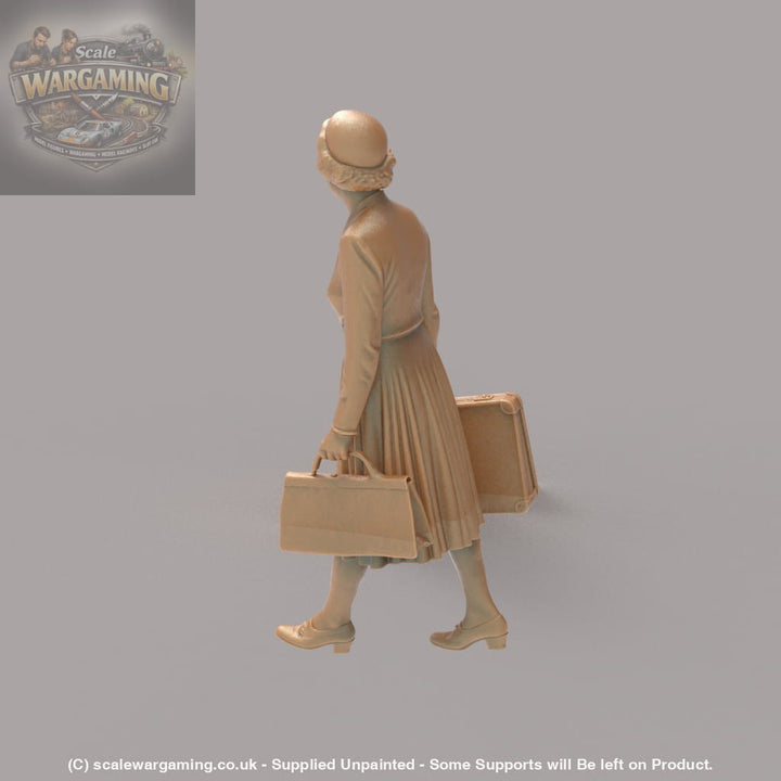 MM2143 1950’s Pensioner With Cases Figure