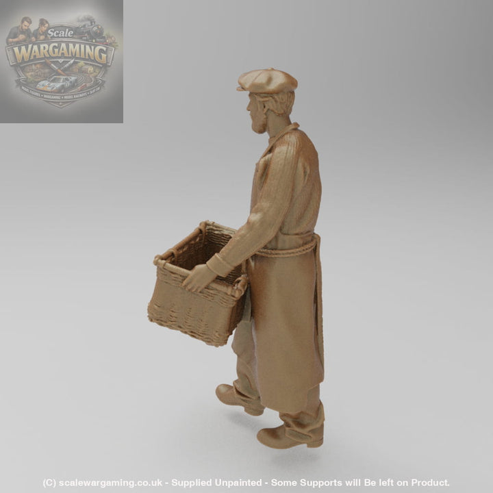 SW2148 Fisherman and basket - Figure