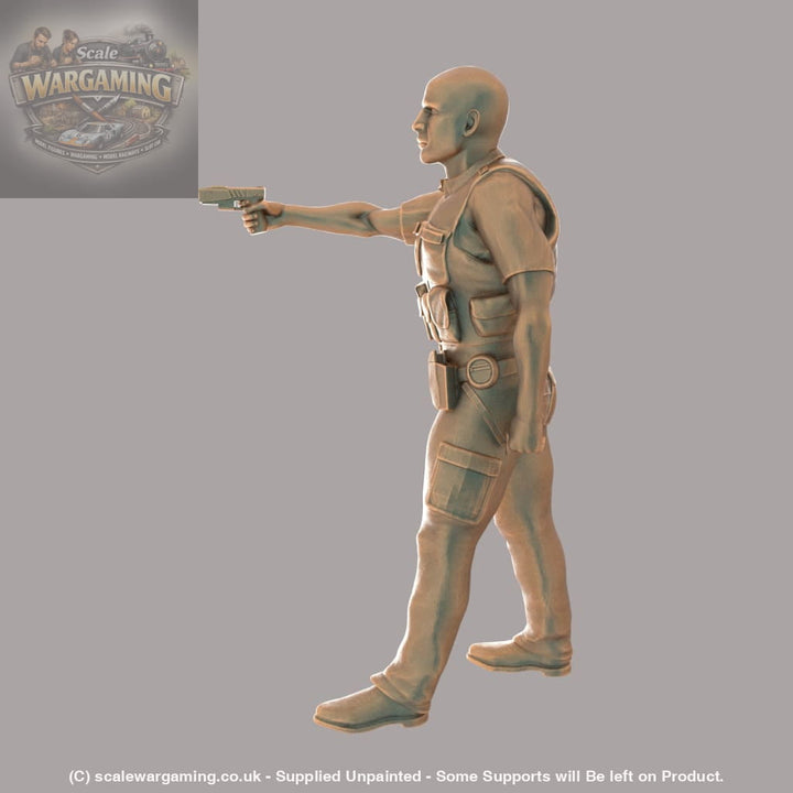 MM272 Male Police Officer Taser Drawn Figure