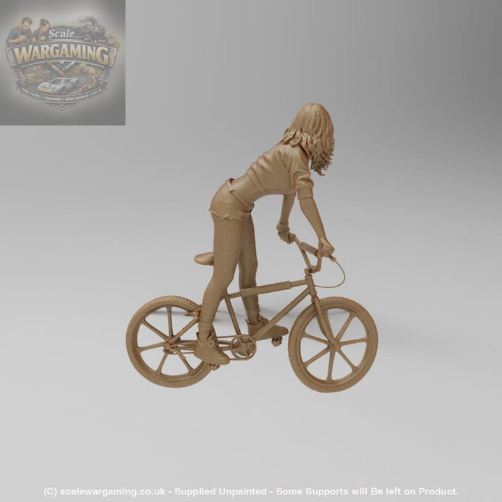 SW3011 Girl on BMX - Figure