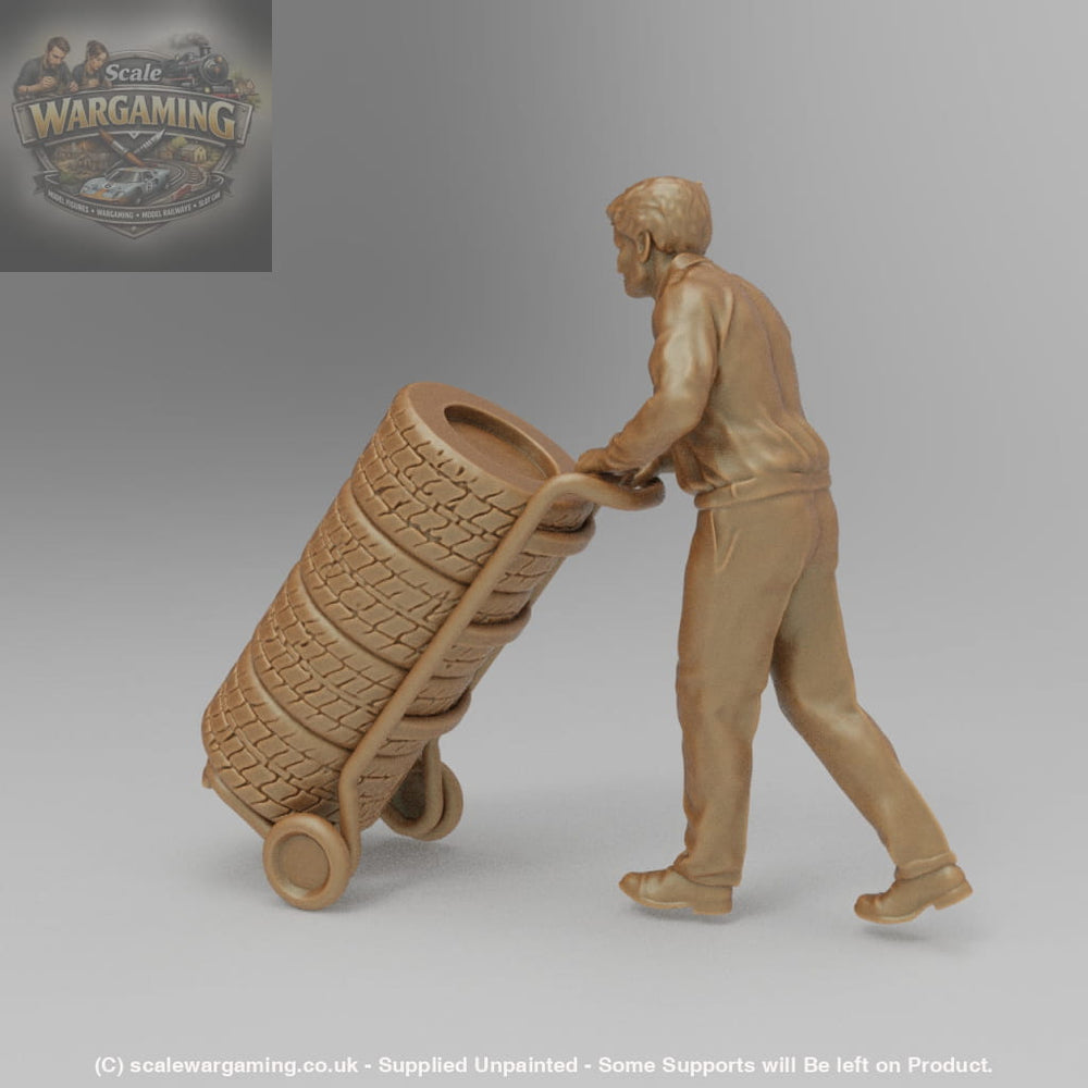 SW3017 Garage Male with Tyres - Figure