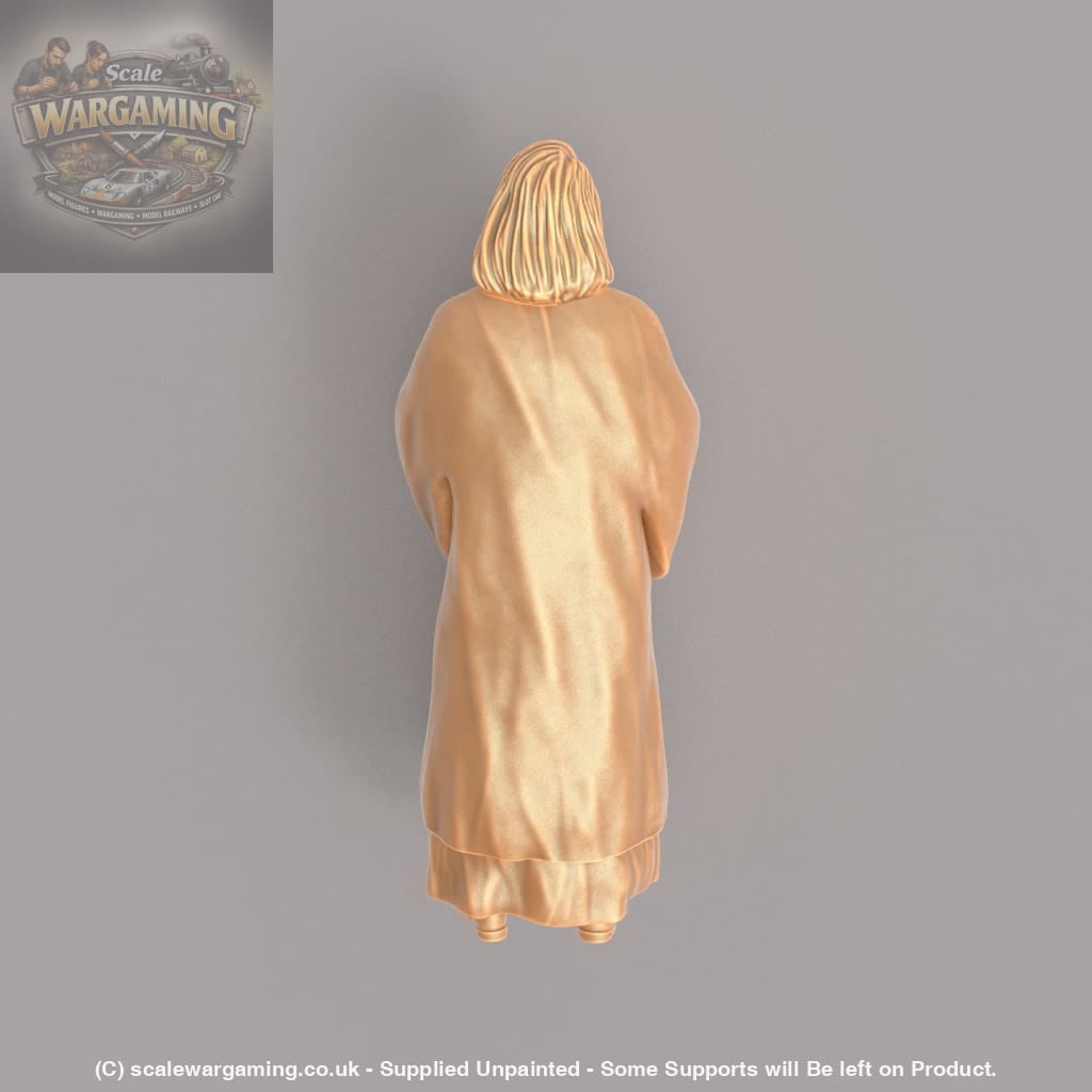 MM324 Female Vicar/Clergy Figure