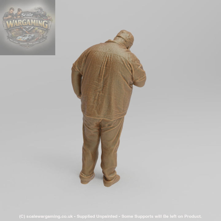 SW4105 Large Male on Phone - Figure