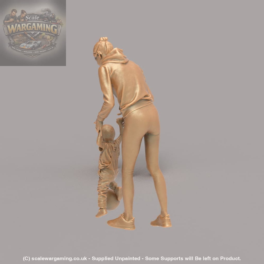 132s-0157 Mother and Child with Ball Figure