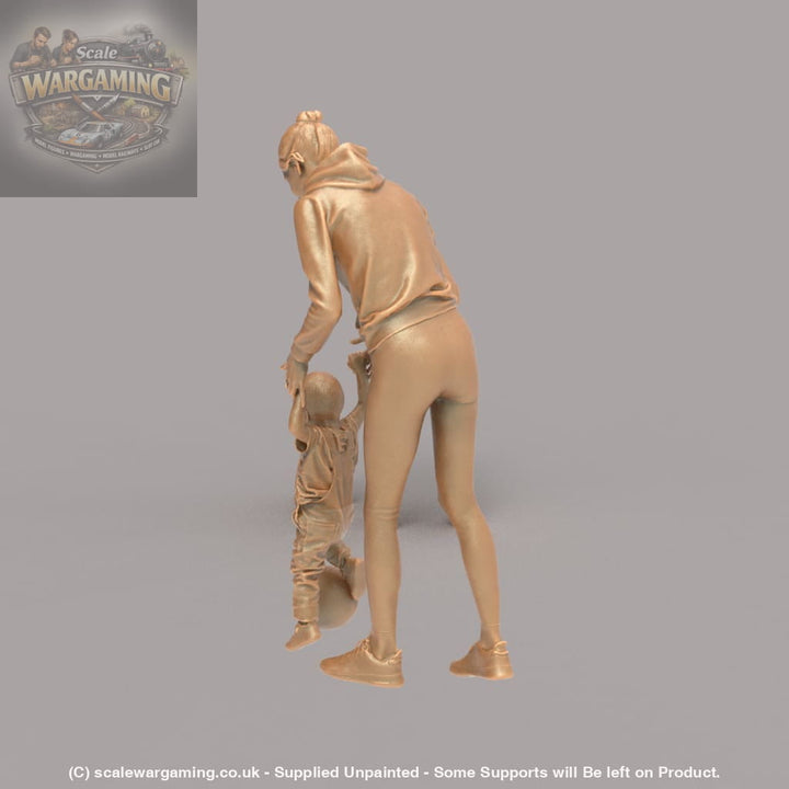 132s-0157 Mother and Child with Ball Figure