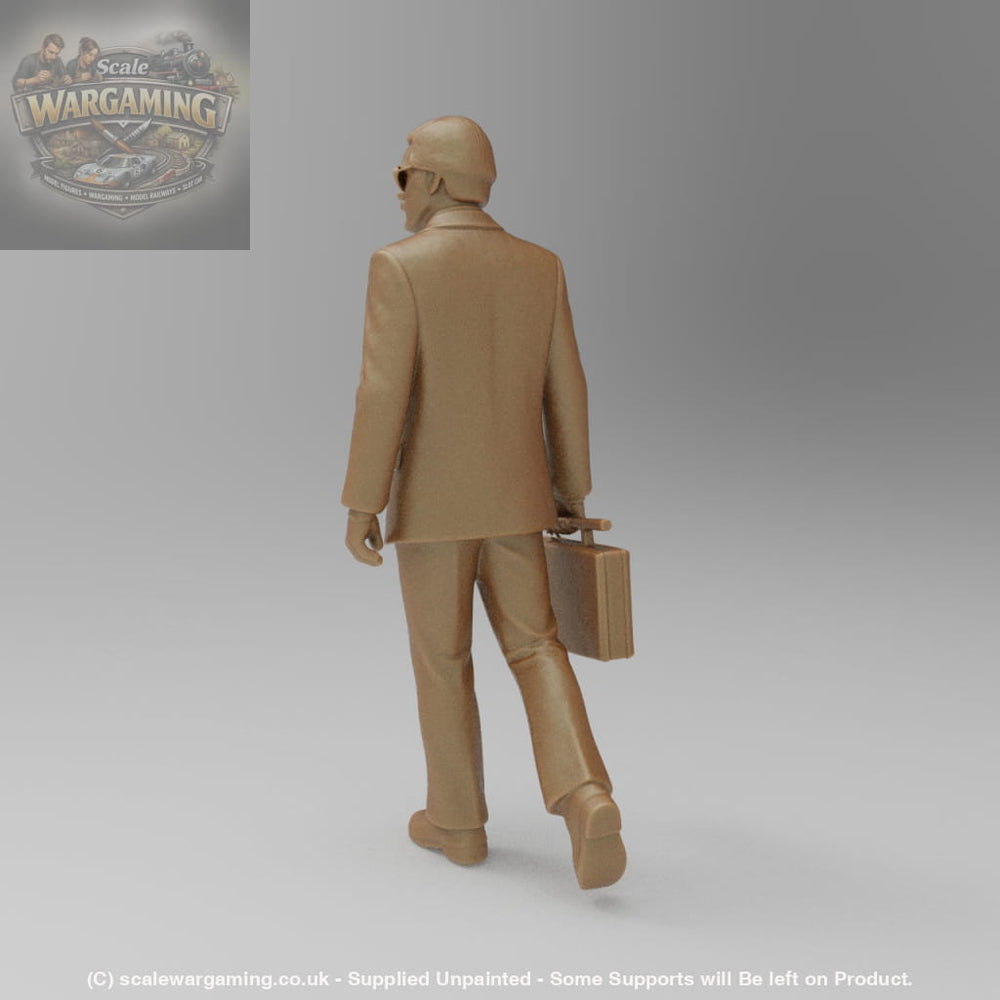 SW4428 1970s Street Scene Male Office Worker - Figure