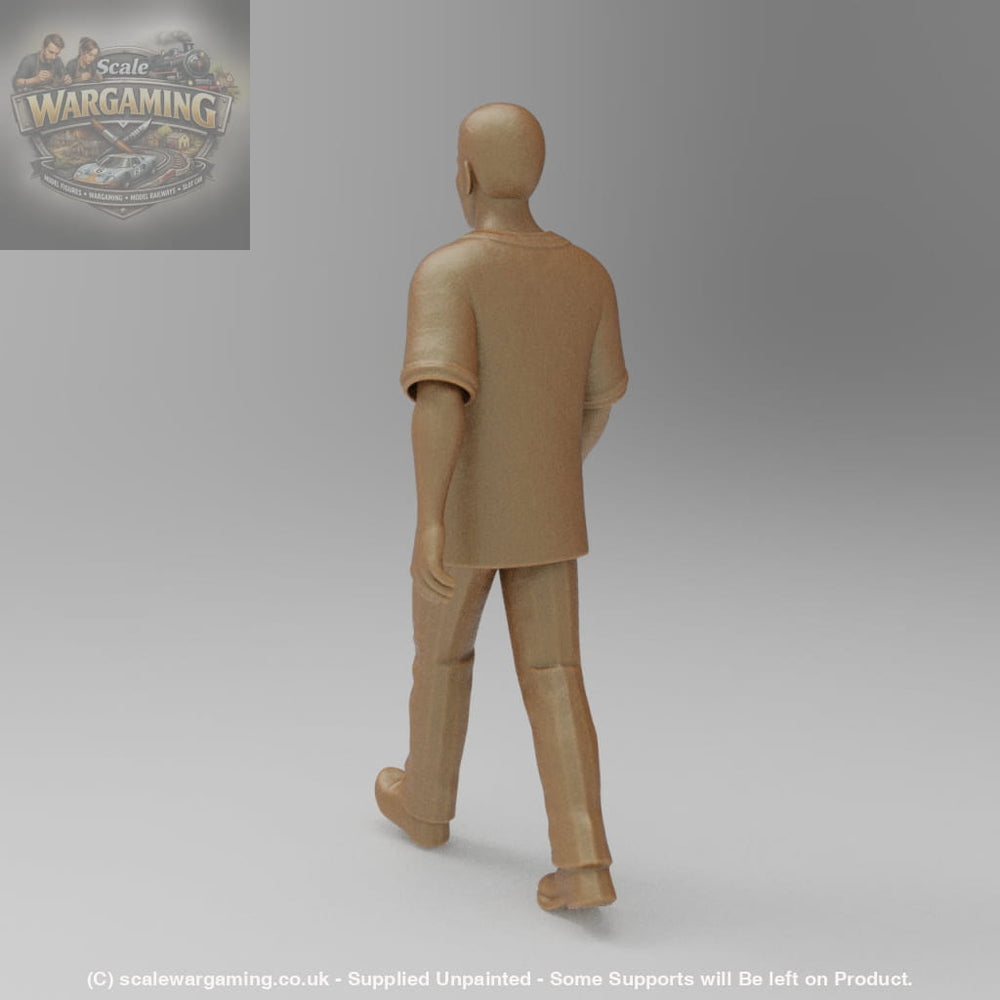 SW4428 1970s Street Scene Male Walking - Figure