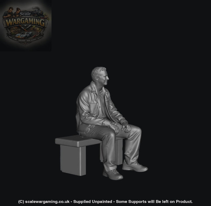 SW5014 Street People - Casual Man on Bench - Figure