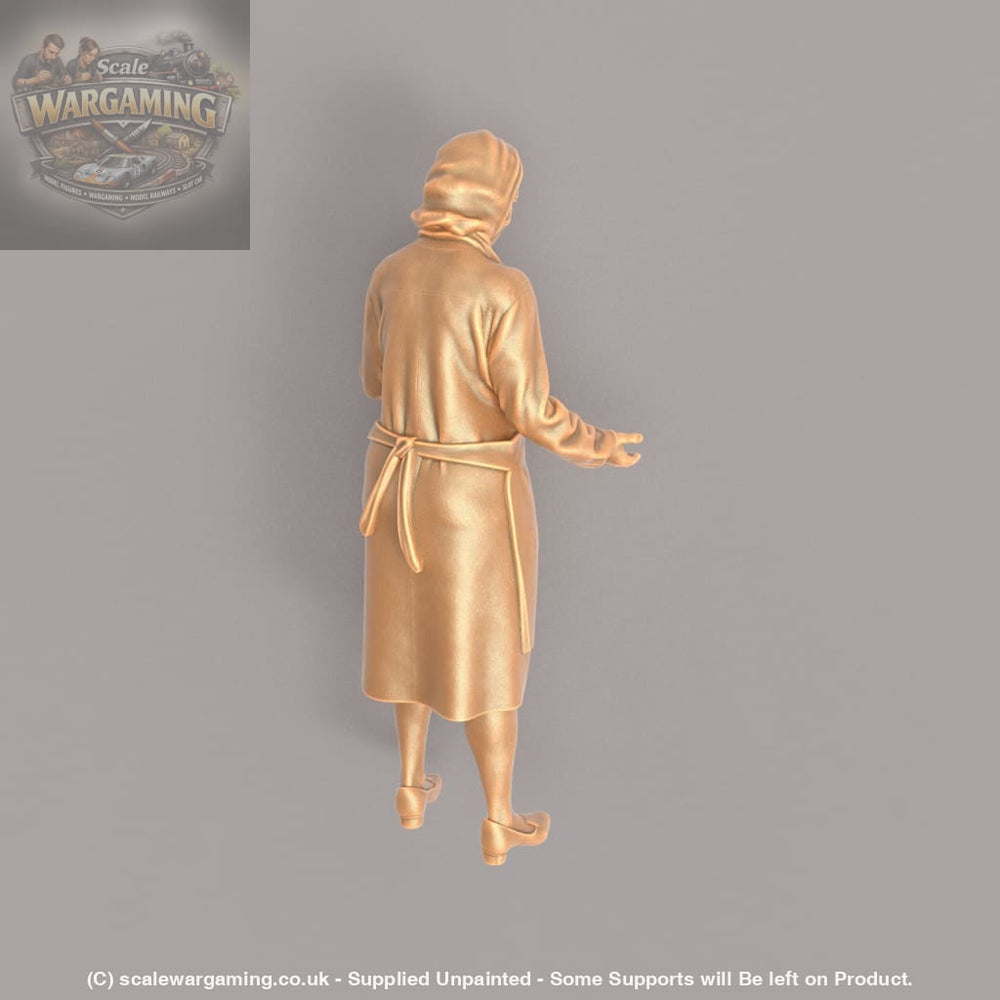 MM559 1940’s Style Pensioner Figure
