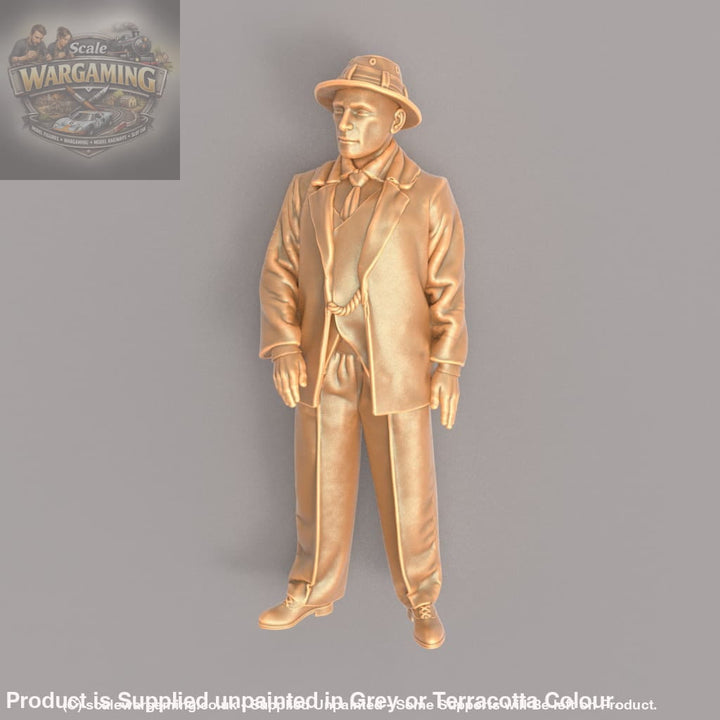 MM563 1940’s Style Male Wearing Hat Figure
