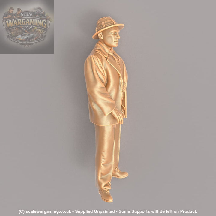 MM563 1940’s Style Male Wearing Hat Figure