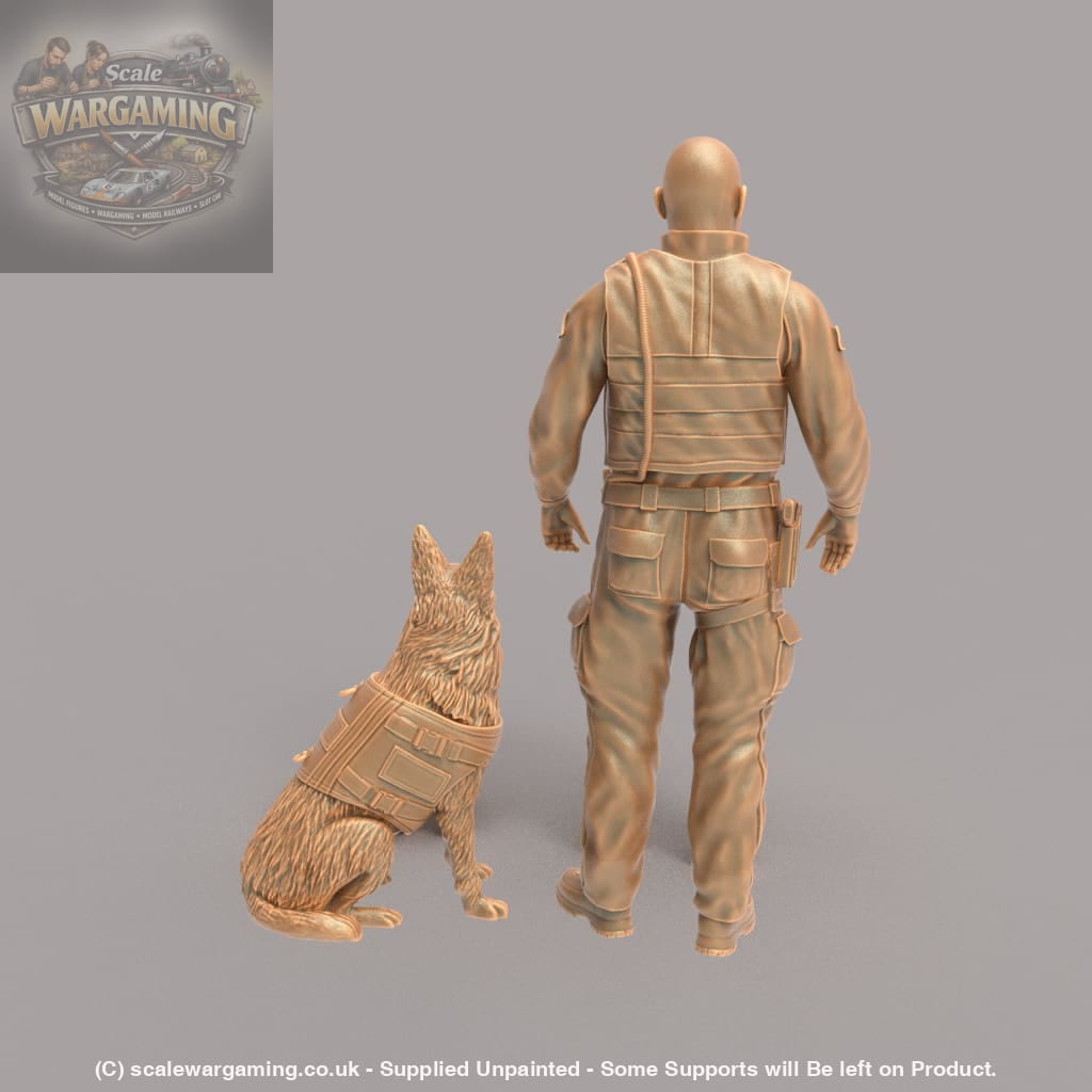 MM629 K9 Police Dog Handler - and Alsatian Figure