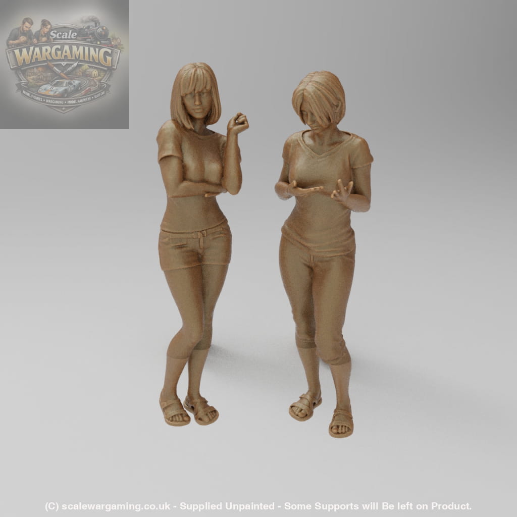 SW8058 2 Female Teenagers talking - Figure