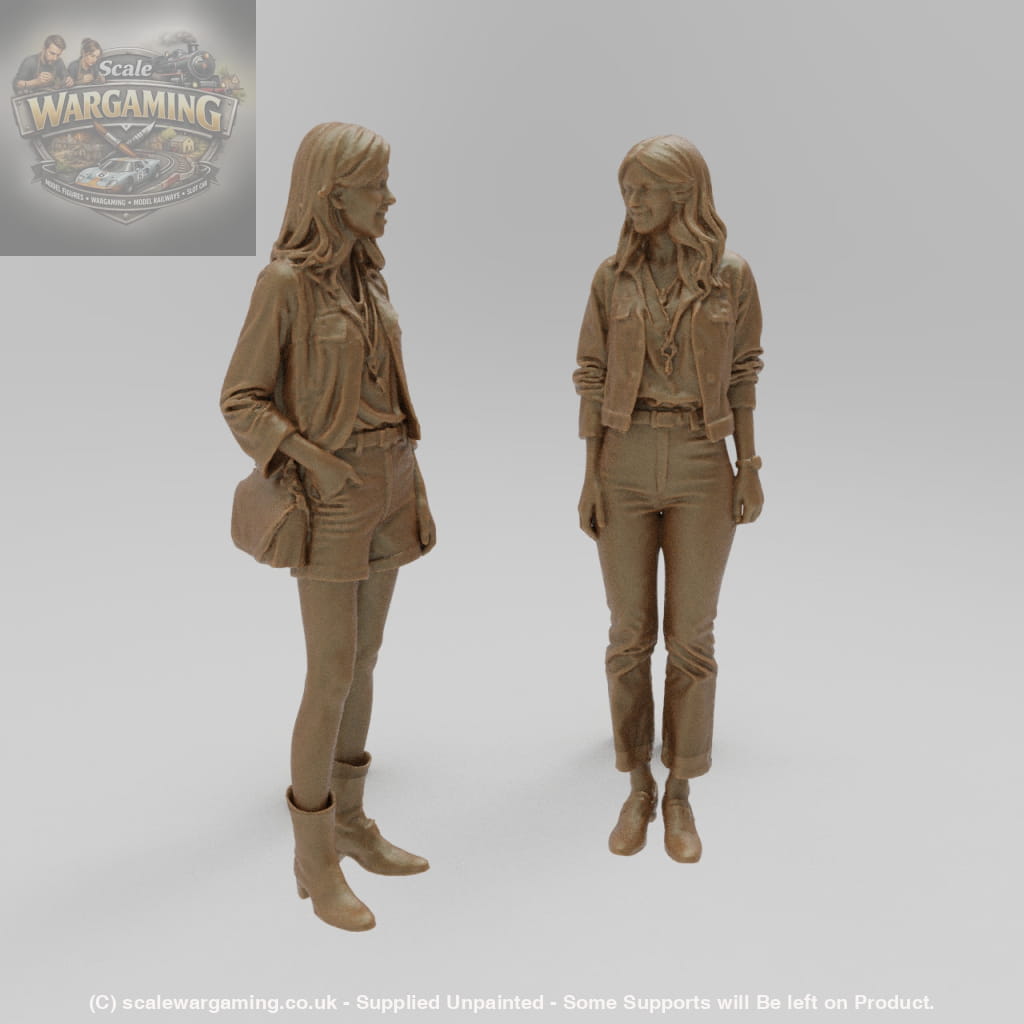 SW8160 2 girls chatting - Figure