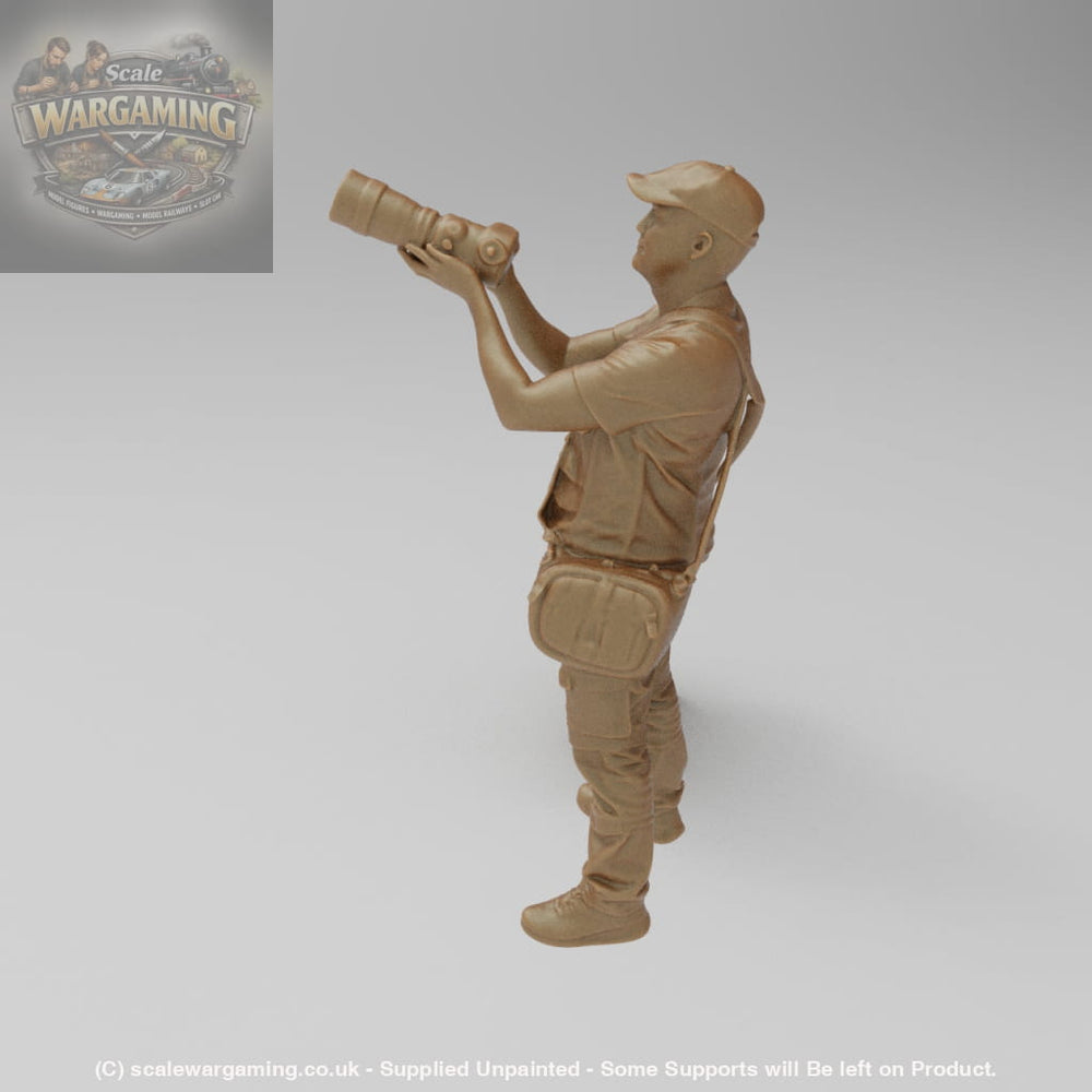 SW8168 Male Wildlife Photographer - Figure